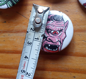 Mani-Yack Monster Button Set Kong